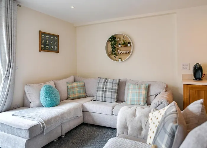 Swansea Marina - Sleeps 4 - Underground Parking