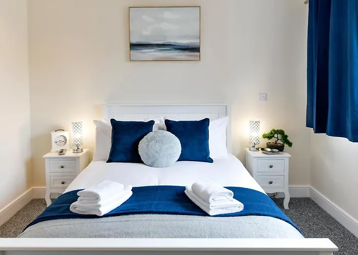 Swansea Marina - Sleeps 4 - Underground Parking